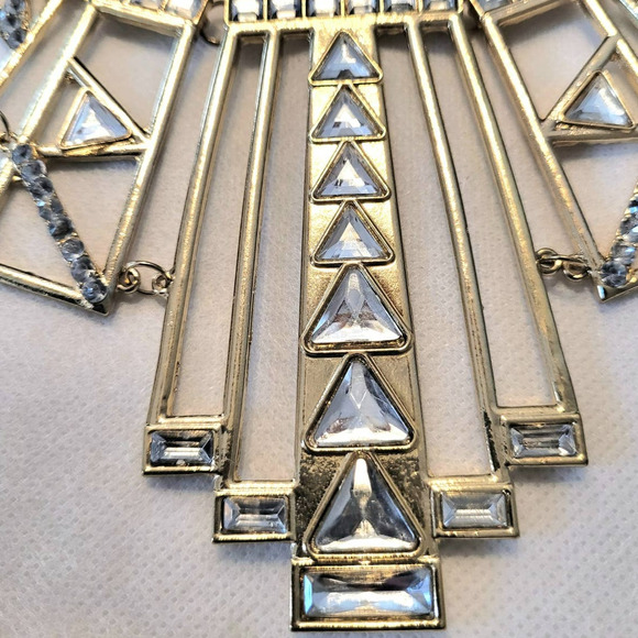 7 Charming Sisters Statement Necklace Gold-Tone Crystal - Picture 5 of 11